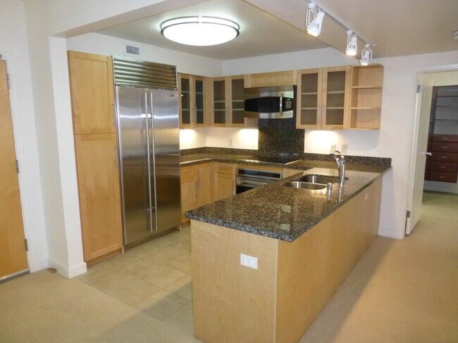 Building Photo - Keola Lai Condo - 2 bedrooms, 2 baths, 2 parking - Avail now!