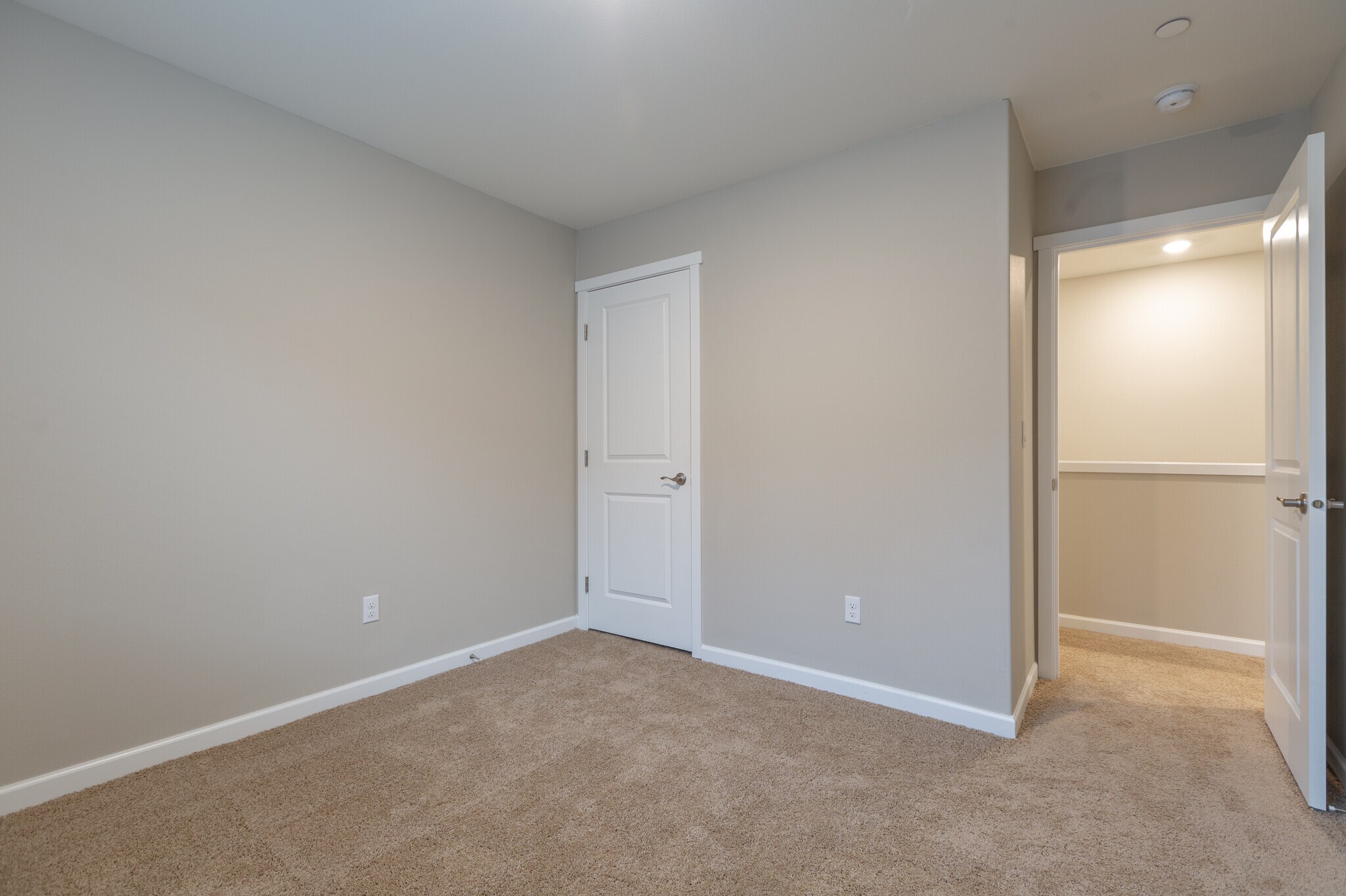 Building Photo - 2016 NE 101st Cir