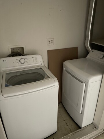 Building Photo - 1724 N Rand Rd