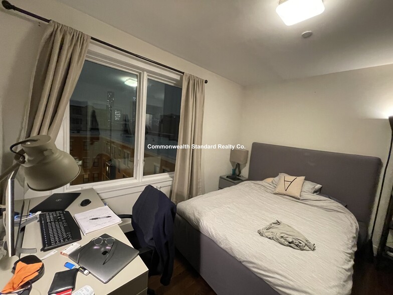 Building Photo - 659 Massachusetts Ave