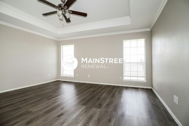 Building Photo - 4 Bedroom Pet-Friendly Home in YUKON, OK with Main Street Renewal