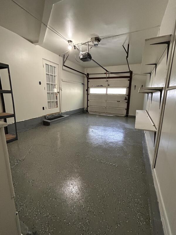 Building Photo - 6321 W 57th Terrace