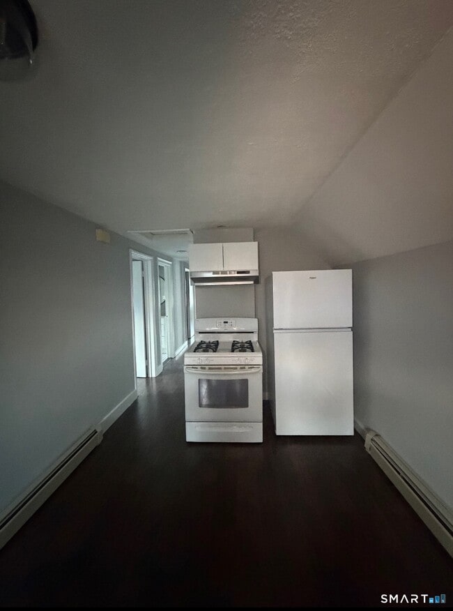 Building Photo - 118 Union Ave