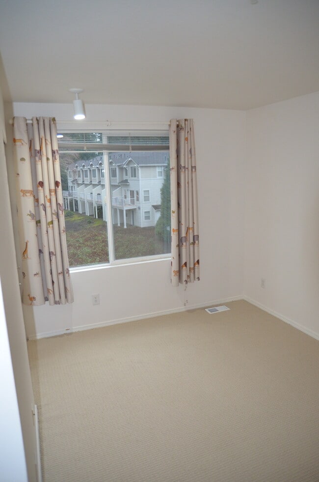 Building Photo - 11894 NE 163rd Pl