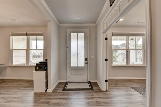 Building Photo - 4665 Shipley Ave