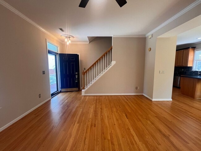 Building Photo - 1093 Wintergreen Ln