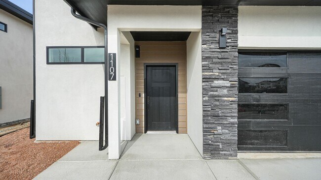 Building Photo - 1109 Mee Cyn Cir