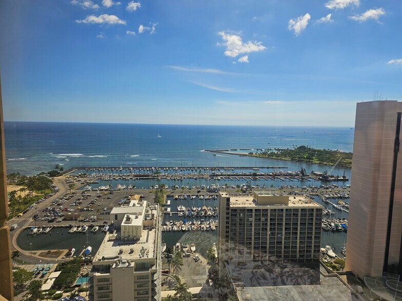Building Photo - 1778 Ala Moana Blvd
