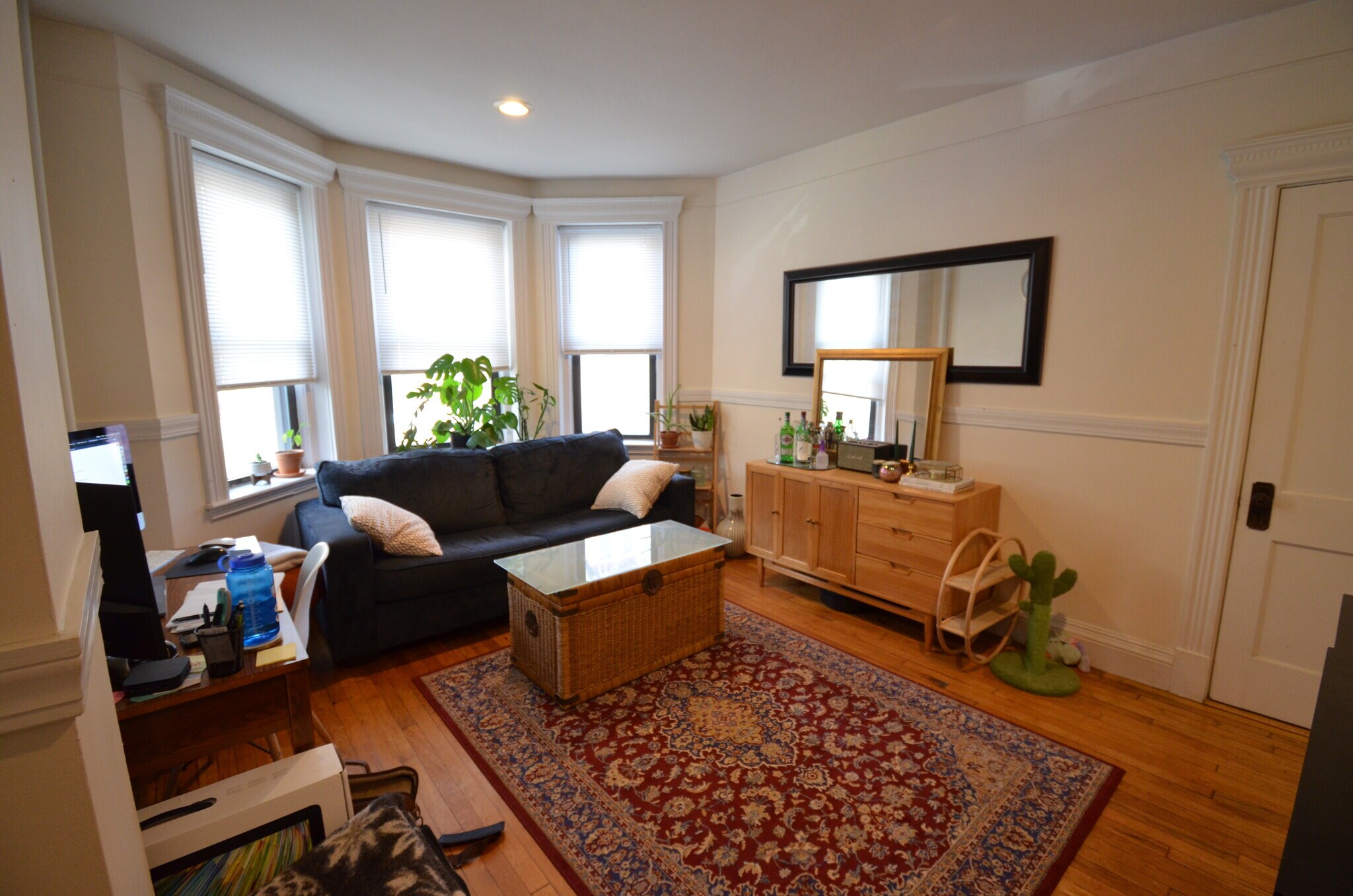 Building Photo - 51 Park Dr