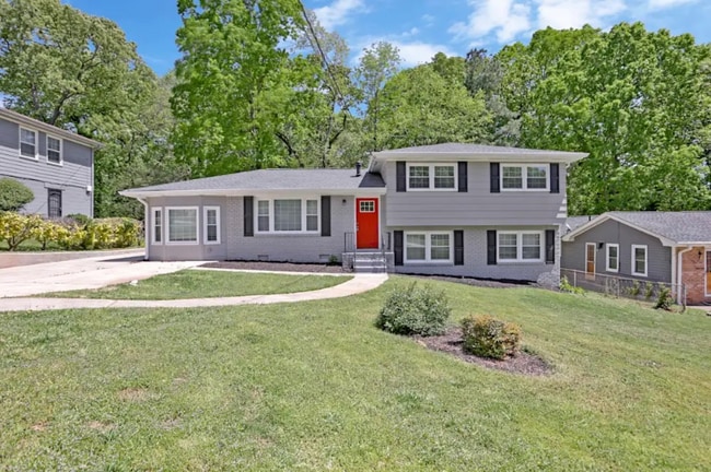 Building Photo - 2582 Hatfield Cir SE