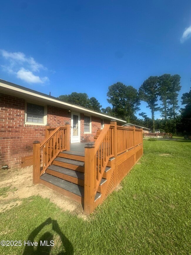 Building Photo - 54 Nixon Ave