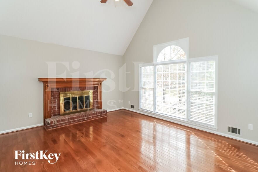 Building Photo - 4814 Westbourne Dr