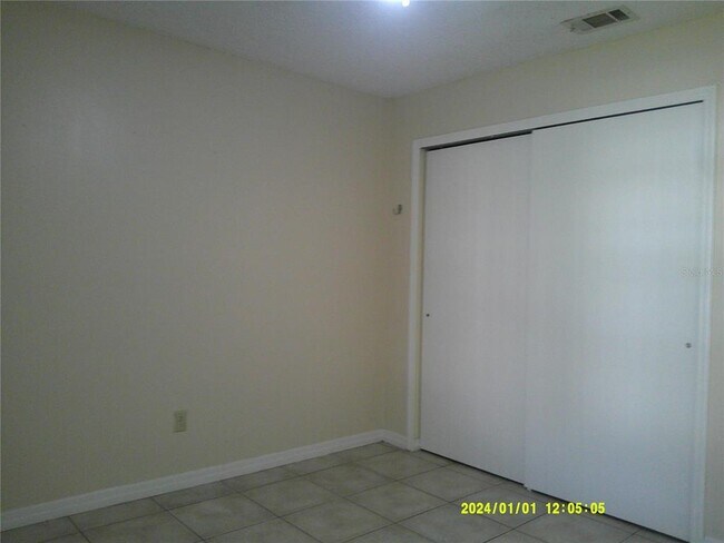 Building Photo - 818 Vermont Woods Ln