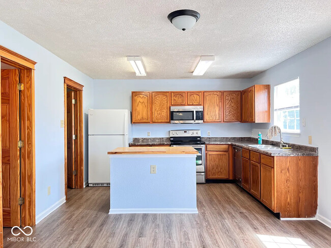 Building Photo - 8729 Liberty Mills Dr