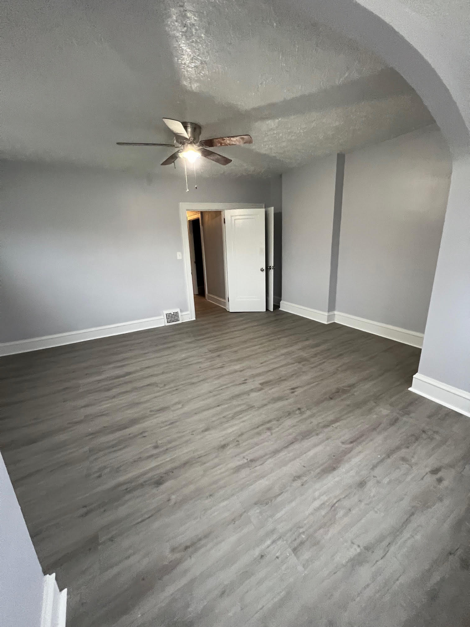 Building Photo - 3332 Cedarbrook Rd