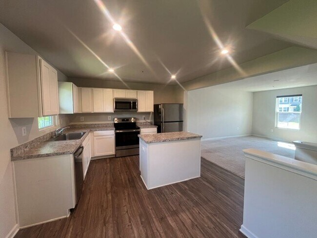 Building Photo - 21830 Primrose Willow Ln