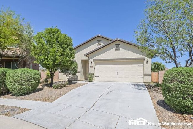Primary Photo - Recently updated 3 Bed, 2 Bath home in Tuc...