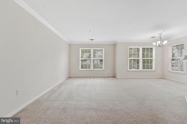 Building Photo - 12890 Fair Briar Ln