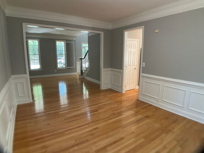 Building Photo - Absolutely Stunning Rare Rental in Hope Va...