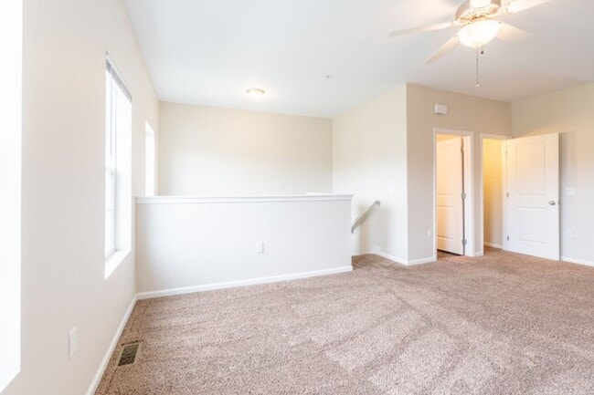 Building Photo - Huge, Open Floor Plan Townhome for RENT at Johnston Common Brownstones!