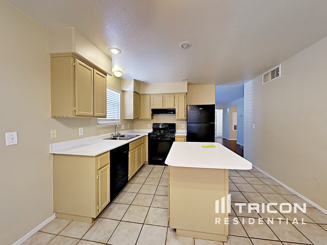 Building Photo - 6131 Daisy Petal Street Unit 101 Las Vegas NV