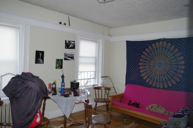 Building Photo - 220 South St