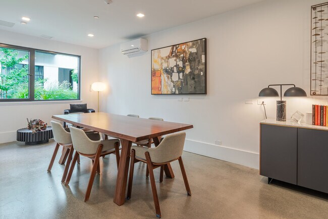 Building Photo - 1288 Howard St