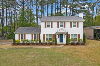 Building Photo - 4418 Englewood Rd