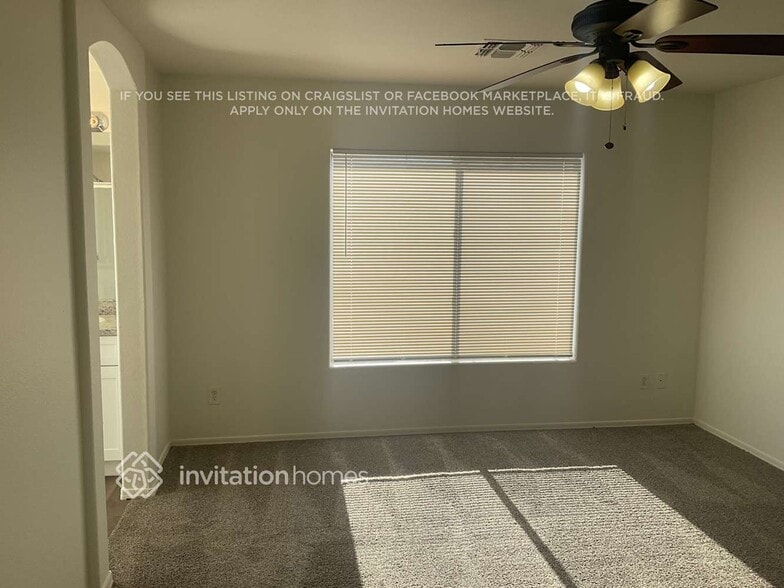 Building Photo - 8463 W Rue De Lamour