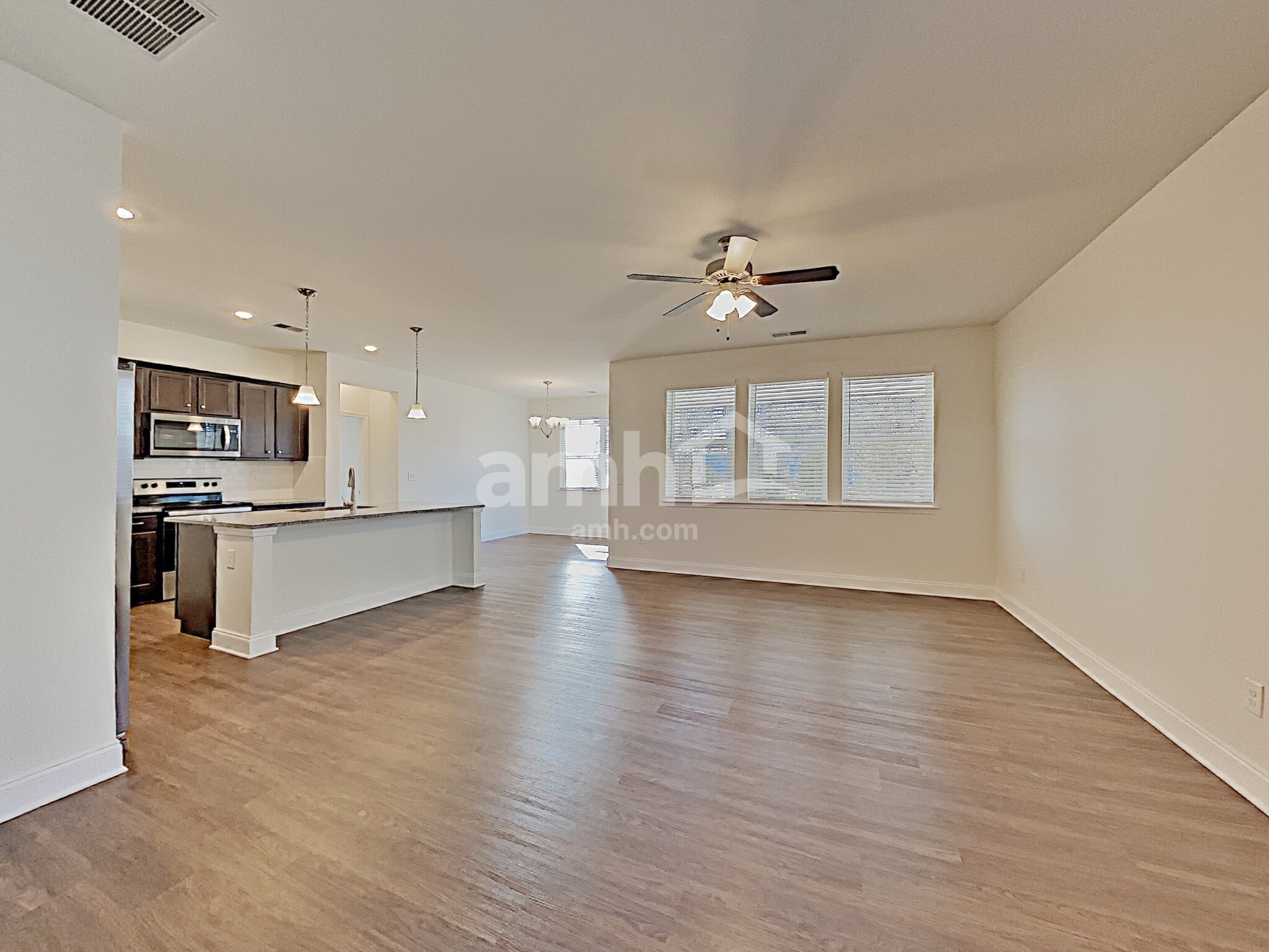 Building Photo - 4905 Canyon Creek Way