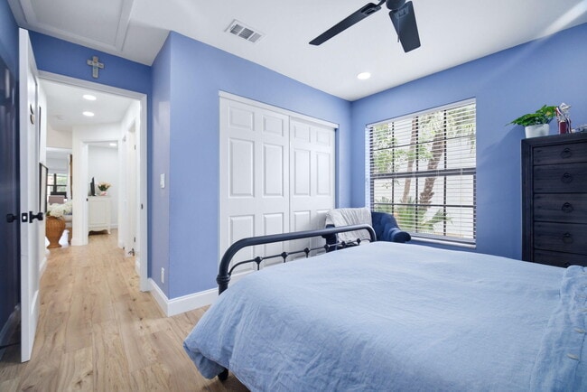 Building Photo - 7798 La Mirada Dr