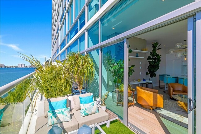 Building Photo - 7934 West Dr