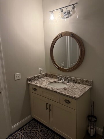 Building Photo - 176 Main St