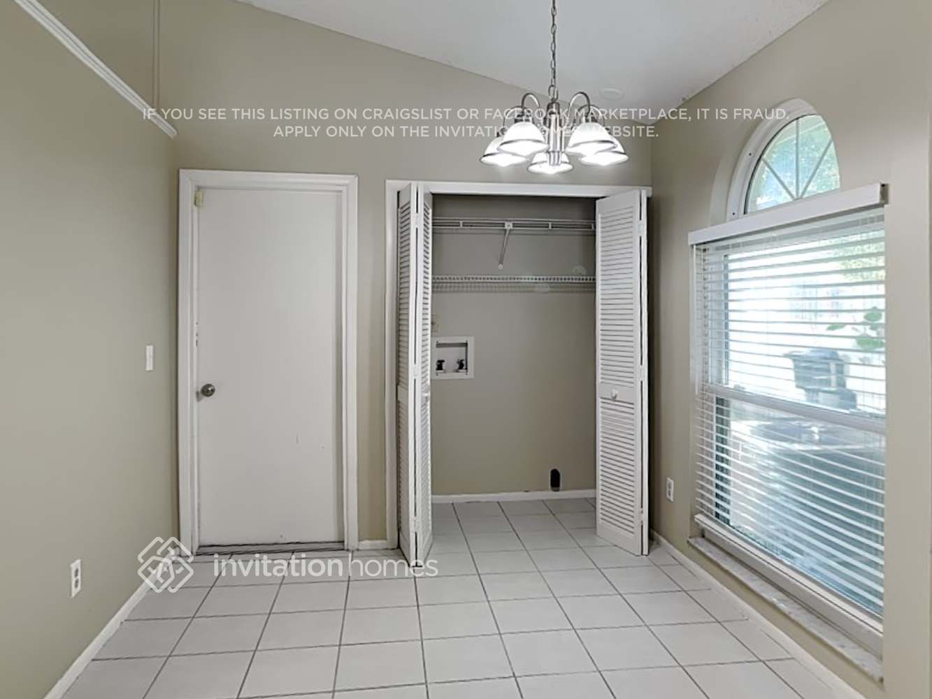 Building Photo - 1369 Tindaro Dr