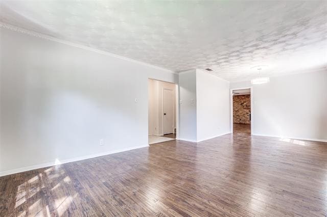 Building Photo - 2314 Springhill Dr