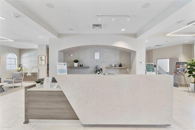 Building Photo - 8215 NW 125th Ln