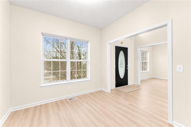 Building Photo - 3451 Leisure Ln