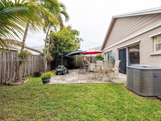 Building Photo - 206 SW 159th Way