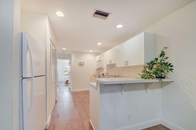 Building Photo - 12554 Westhampton Cir