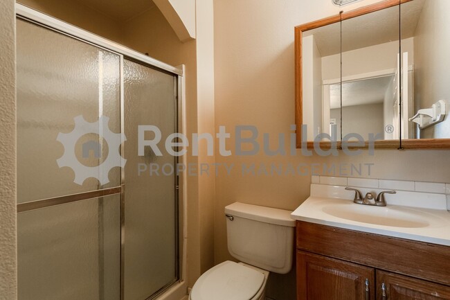 Building Photo - !!!PRICE IMPROVMENT!!! CALL US TODAY AT (5...