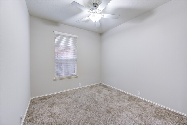 Building Photo - 9503 Herons Grove Ln