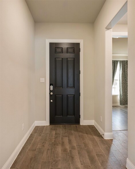 Building Photo - 9632 Beckett Dr