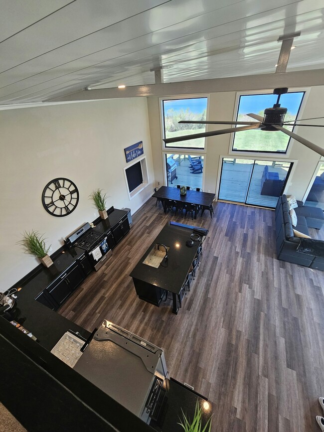 Building Photo - 9592 Co Rd 203