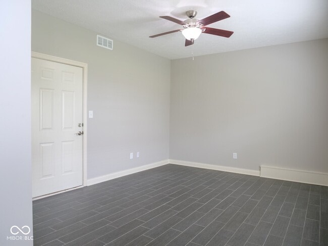 Building Photo - 434 Neuman Way