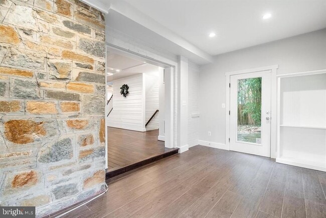 Building Photo - 4110 Cherry Hill Rd