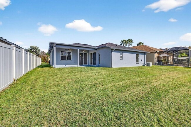 Building Photo - 31224 Crestmont Ct