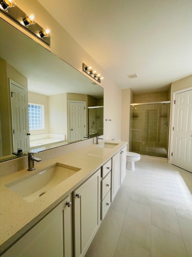 Building Photo - DEEP CREEK, 4 BEDROOM HOME