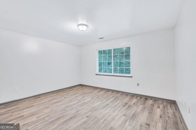 Building Photo - 968 Sexton Dr