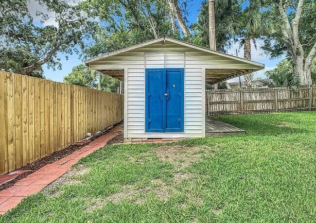 Building Photo - 3109 Johns Pky