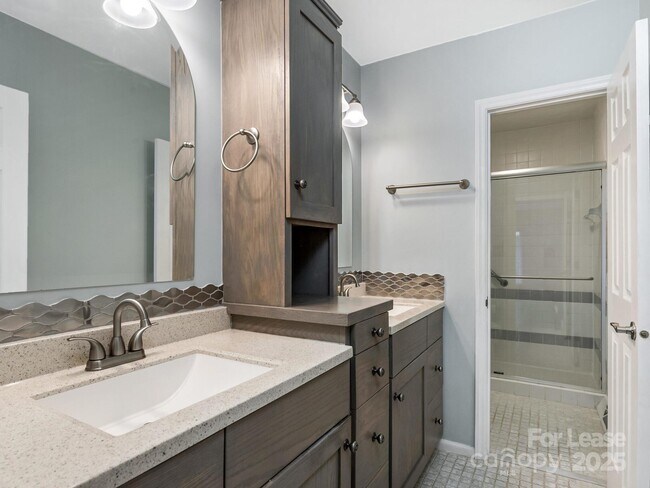 Building Photo - 5110 Dunes Ct